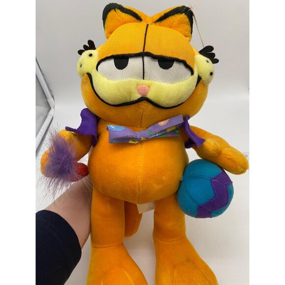 Easter Garfield Plush: Vintage Cartoon Cat Collectible from Play by Play - Picture 4 of 8